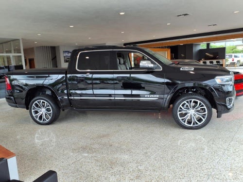 2025 RAM 1500 Tungsten Crew Cab 4x4 5'7' Box
