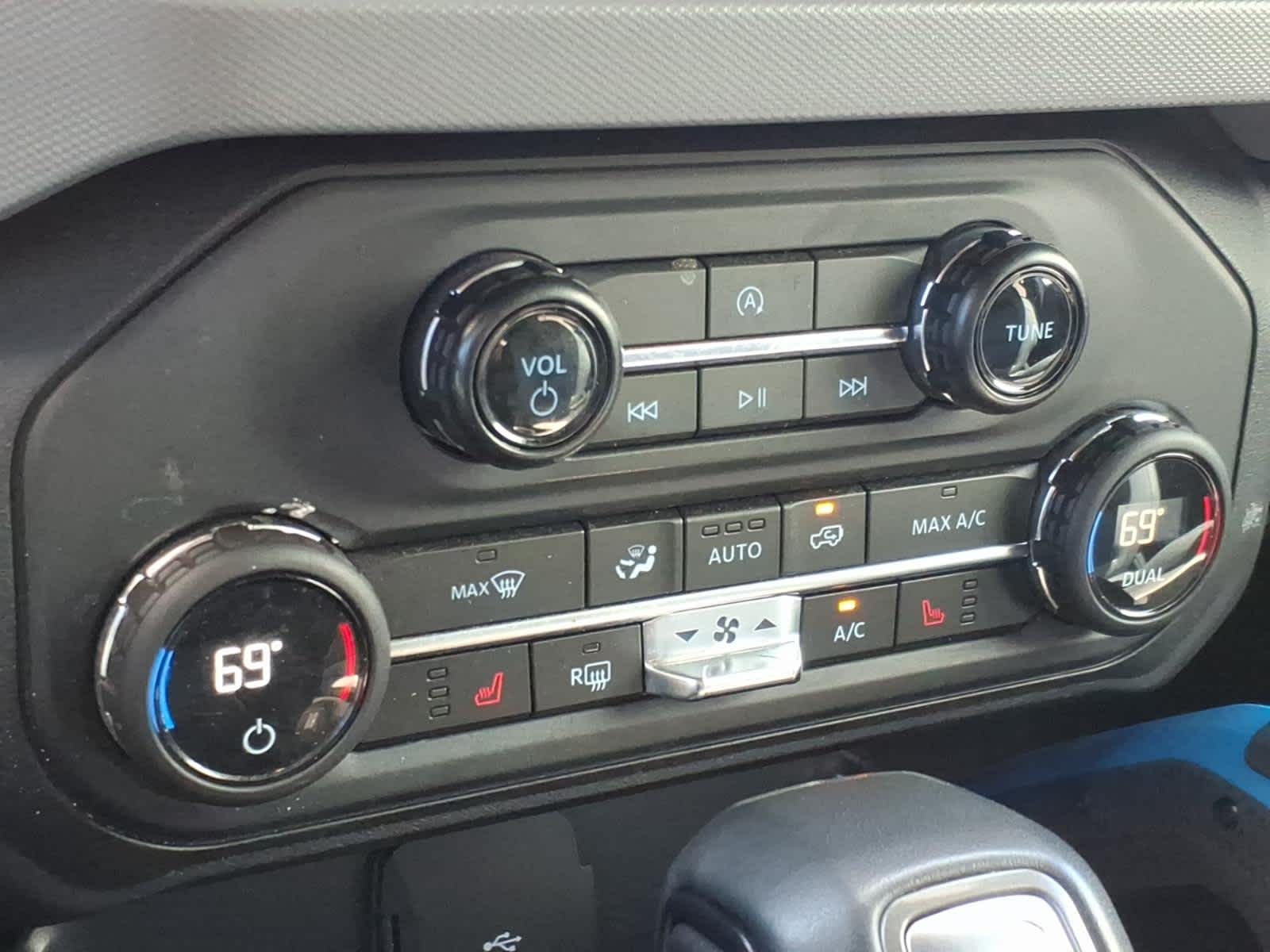 2024 Ford Bronco Black Diamond