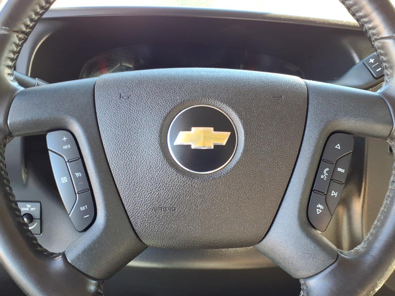 2021 Chevrolet Express Cutaway Work Van