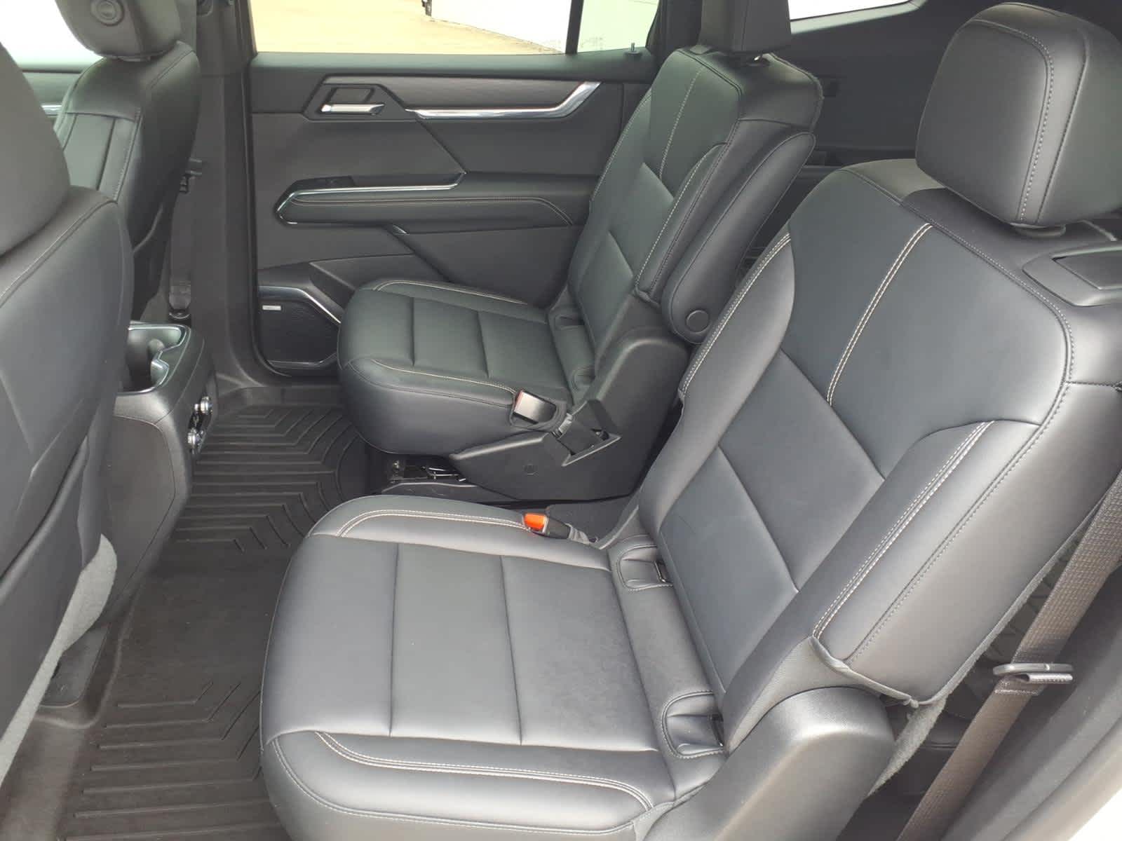 2024 GMC Acadia FWD Elevation