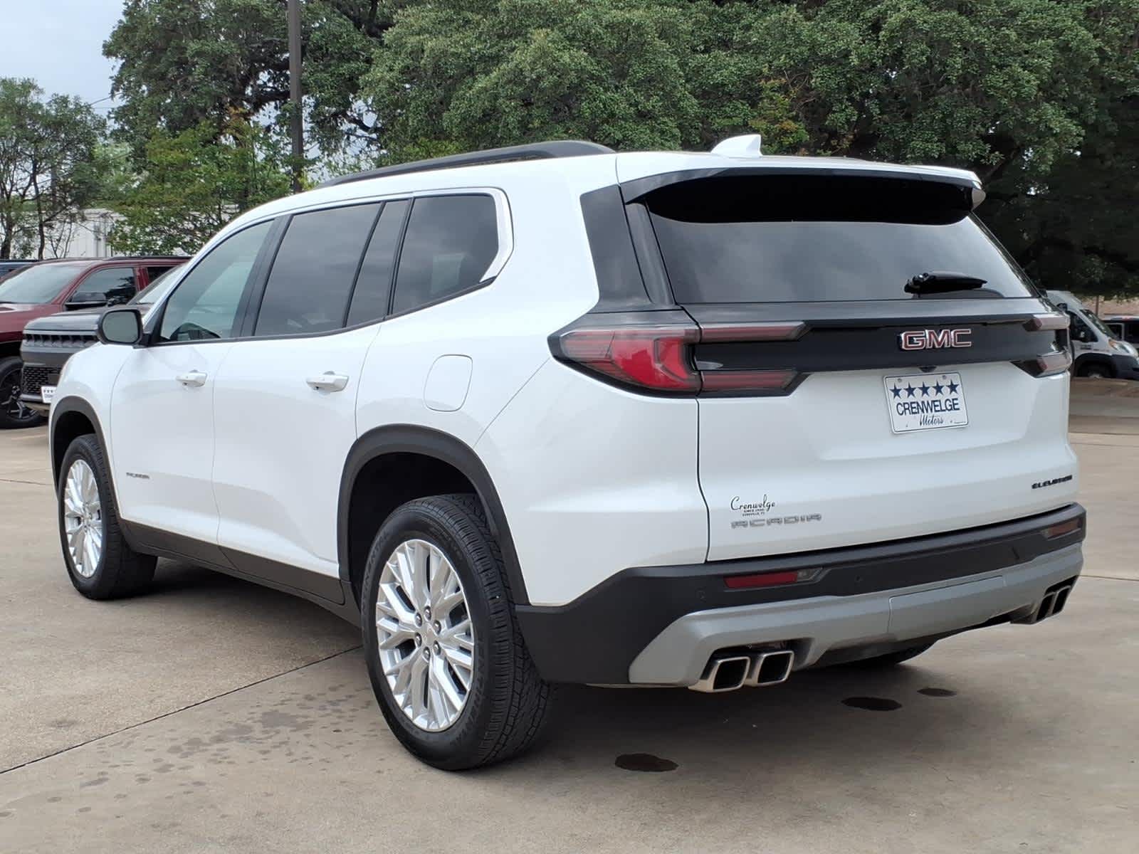 2024 GMC Acadia FWD Elevation