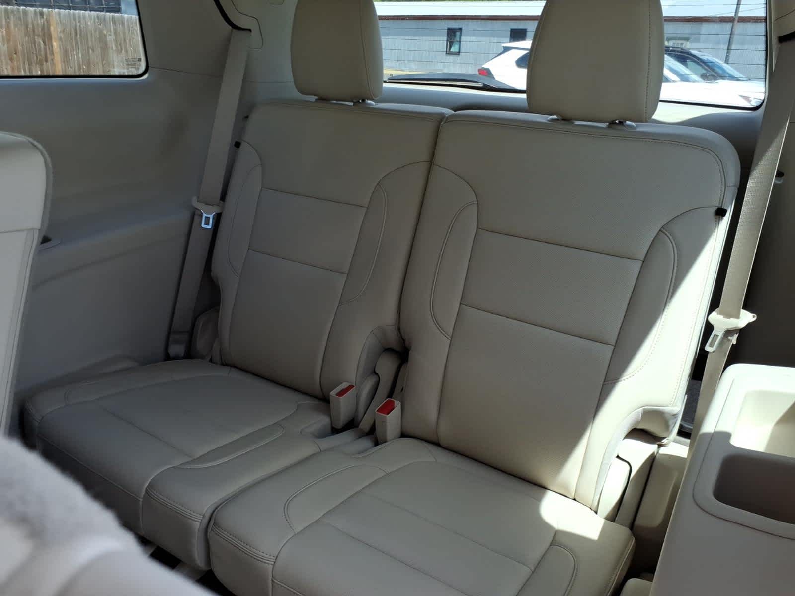 2021 GMC Acadia FWD Denali