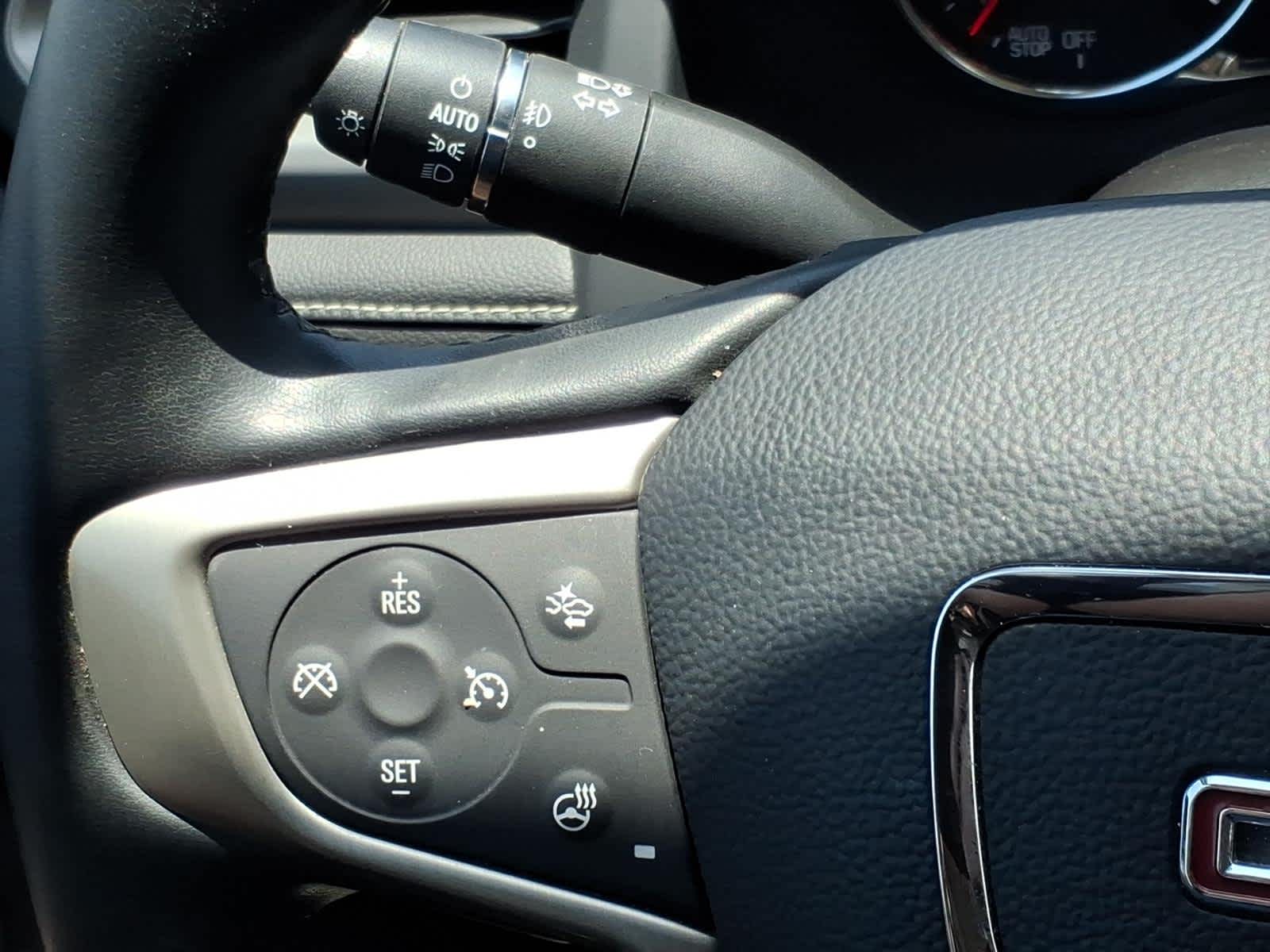 2023 GMC Acadia FWD Denali