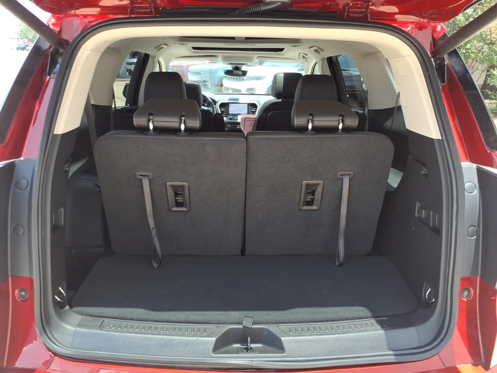 2023 GMC Acadia FWD Denali