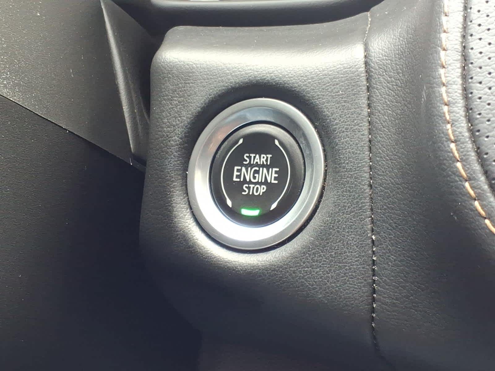 2021 GMC Yukon 4WD AT4