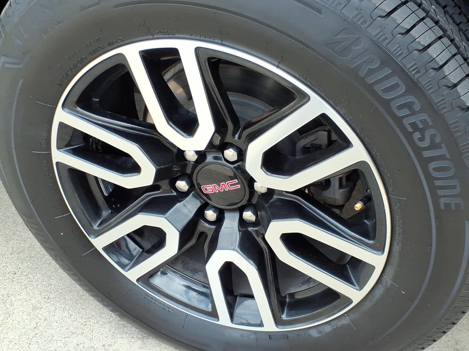 2021 GMC Yukon 4WD AT4