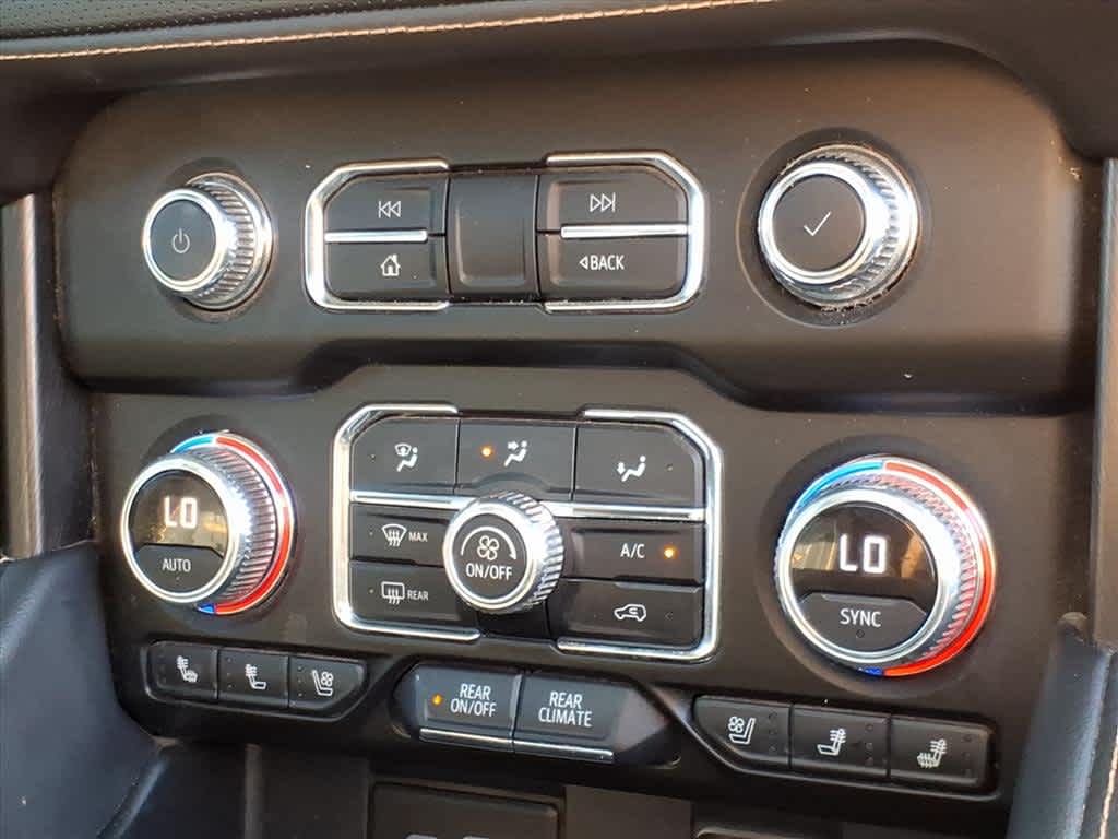 2022 GMC Yukon 4WD AT4