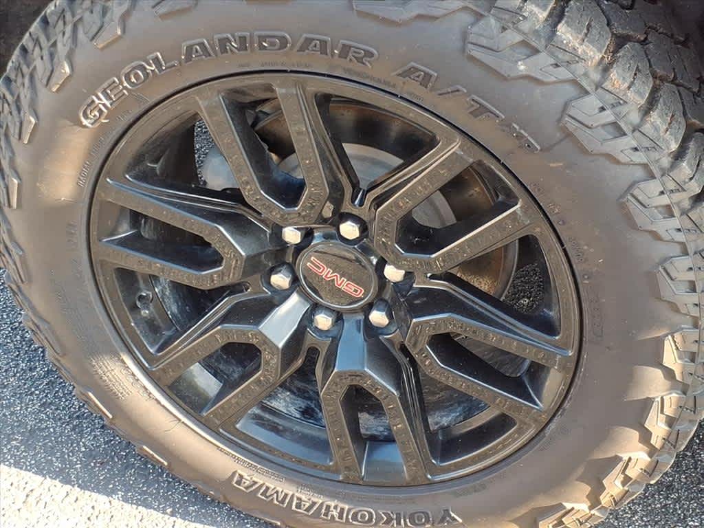 2022 GMC Yukon 4WD AT4