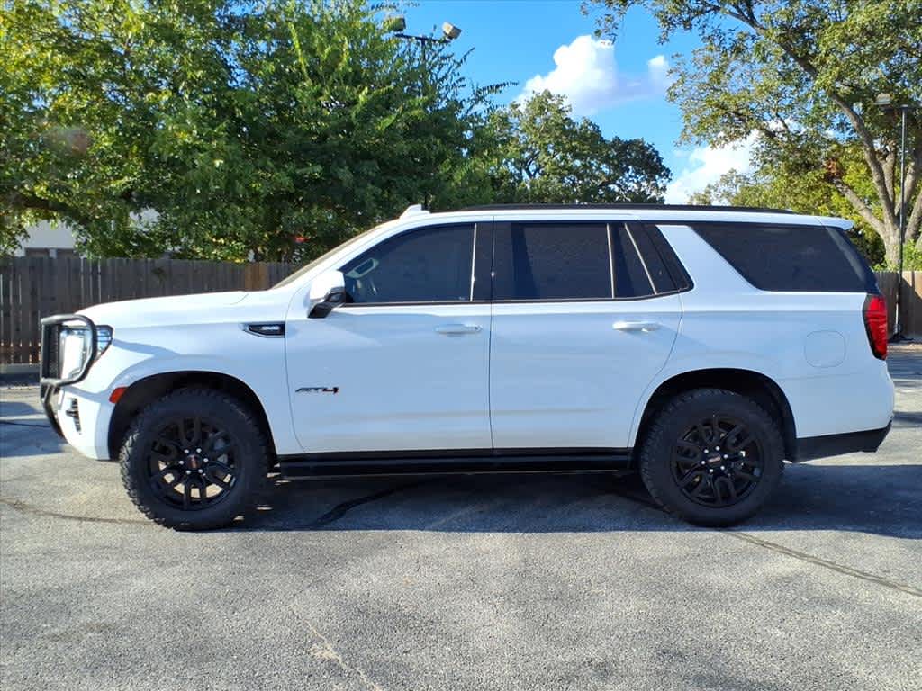 2022 GMC Yukon 4WD AT4