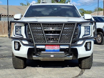 2022 GMC Yukon 4WD AT4