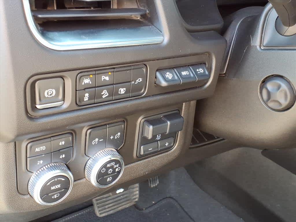 2022 GMC Yukon 4WD AT4