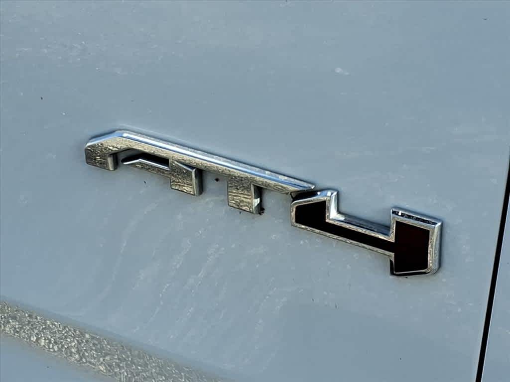 2022 GMC Yukon 4WD AT4