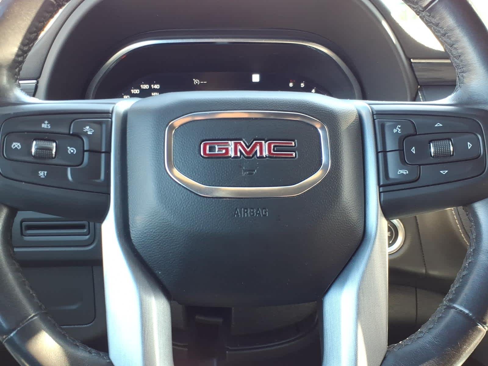 2023 GMC Yukon XL 4WD SLT