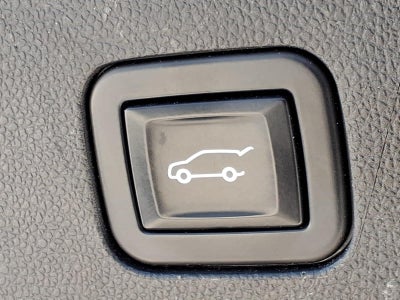 2023 GMC Yukon XL 4WD SLT