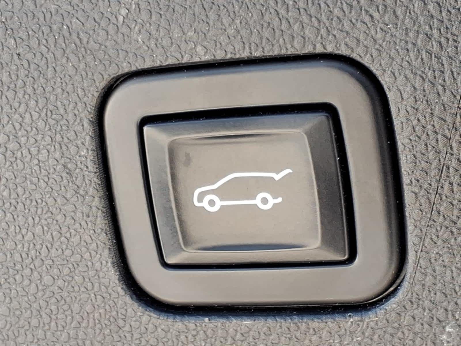 2023 GMC Yukon XL 4WD SLT