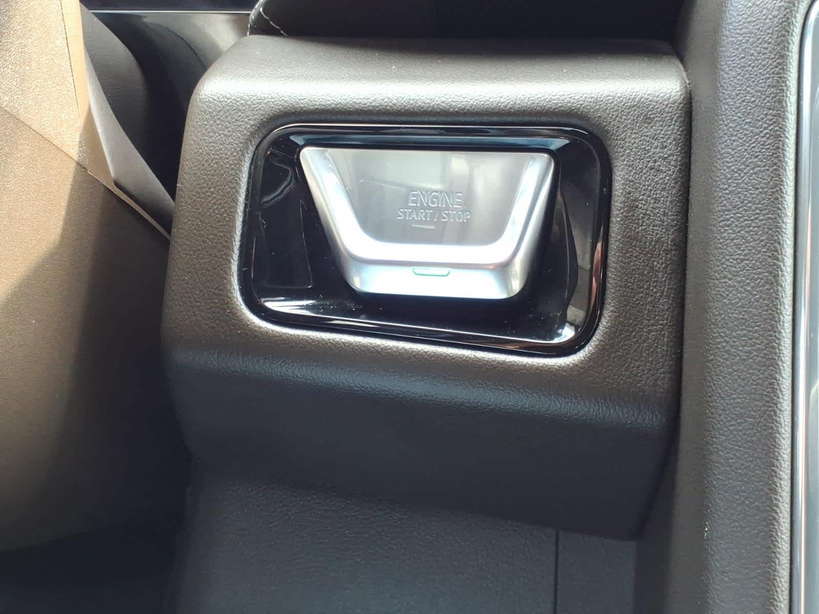 2025 GMC Yukon XL 4WD Elevation