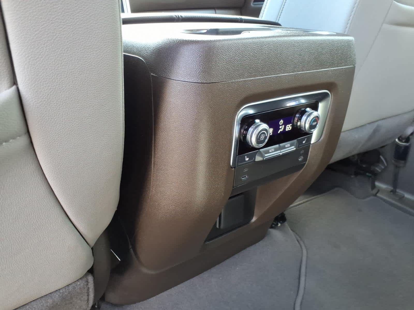 2025 GMC Yukon XL 4WD Elevation