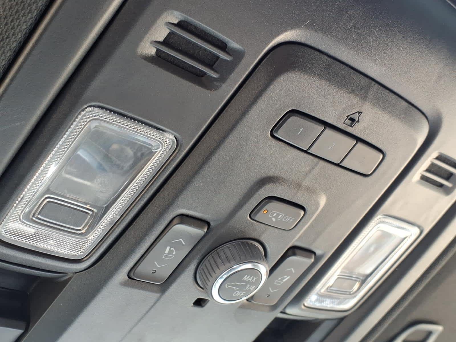2023 GMC Yukon XL 4WD AT4