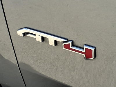 2023 GMC Yukon XL 4WD AT4