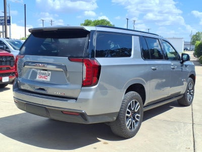 2023 GMC Yukon XL 4WD AT4