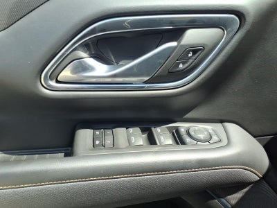 2023 GMC Yukon XL 4WD AT4
