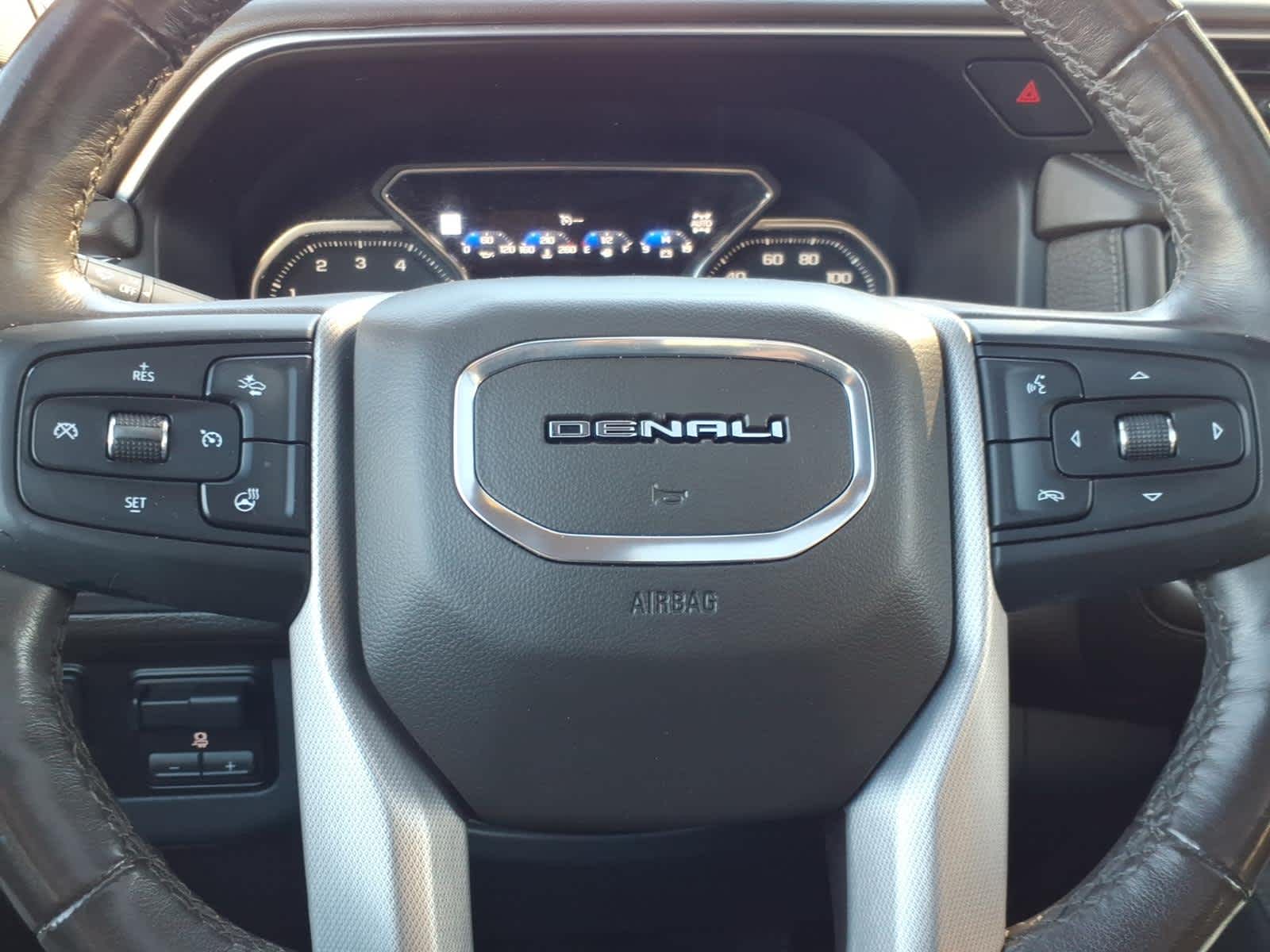 2021 GMC Yukon XL 4WD Denali