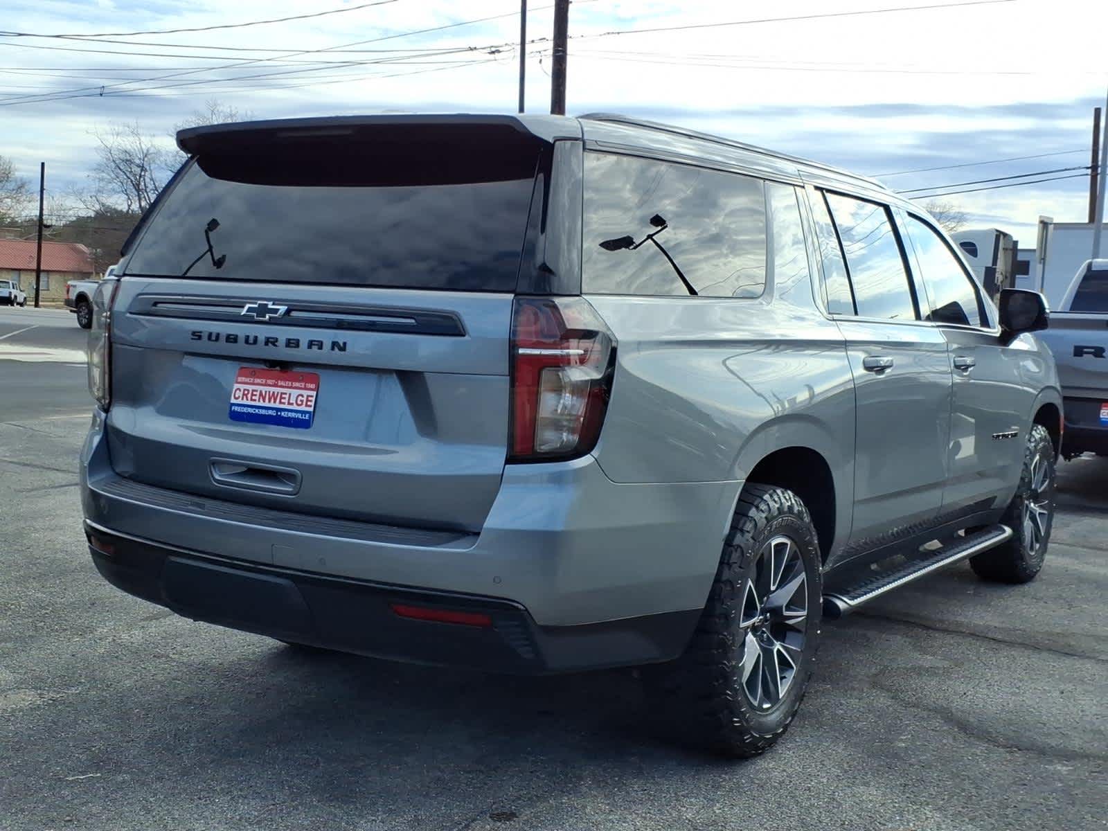 2023 Chevrolet Suburban 4WD Z71
