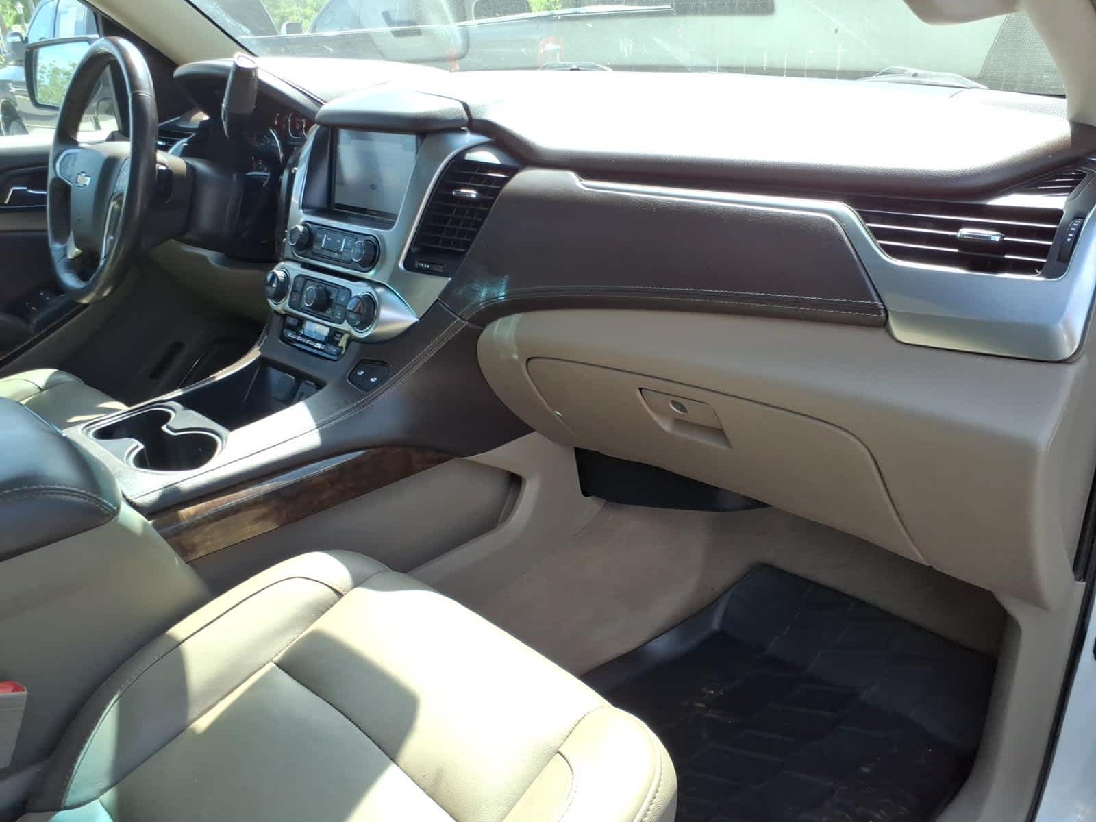 2020 Chevrolet Suburban 4WD LT