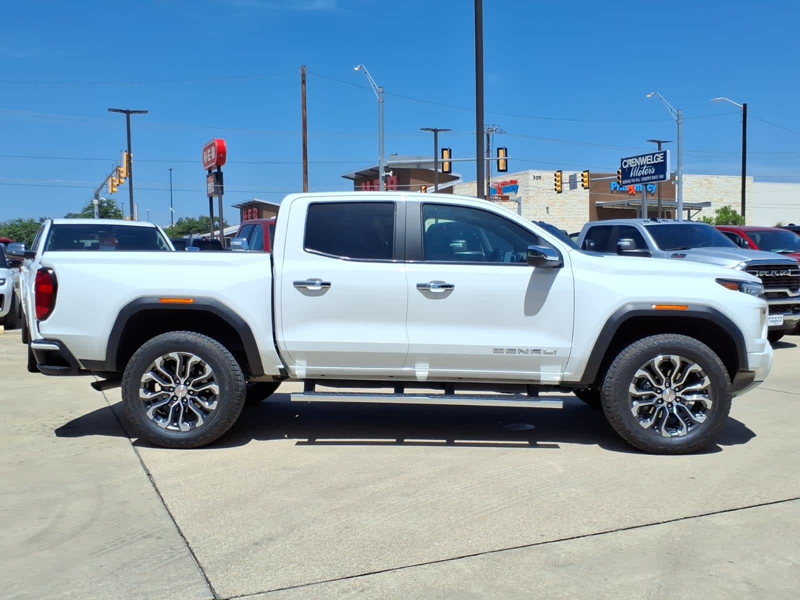 2024 GMC Canyon 4WD Denali