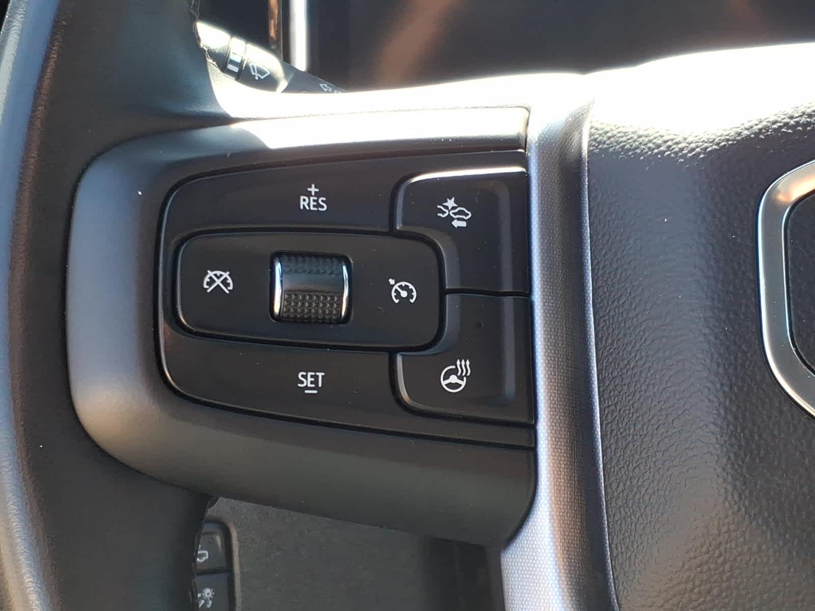 2025 GMC Sierra 1500 4WD Crew Cab Short Box SLT