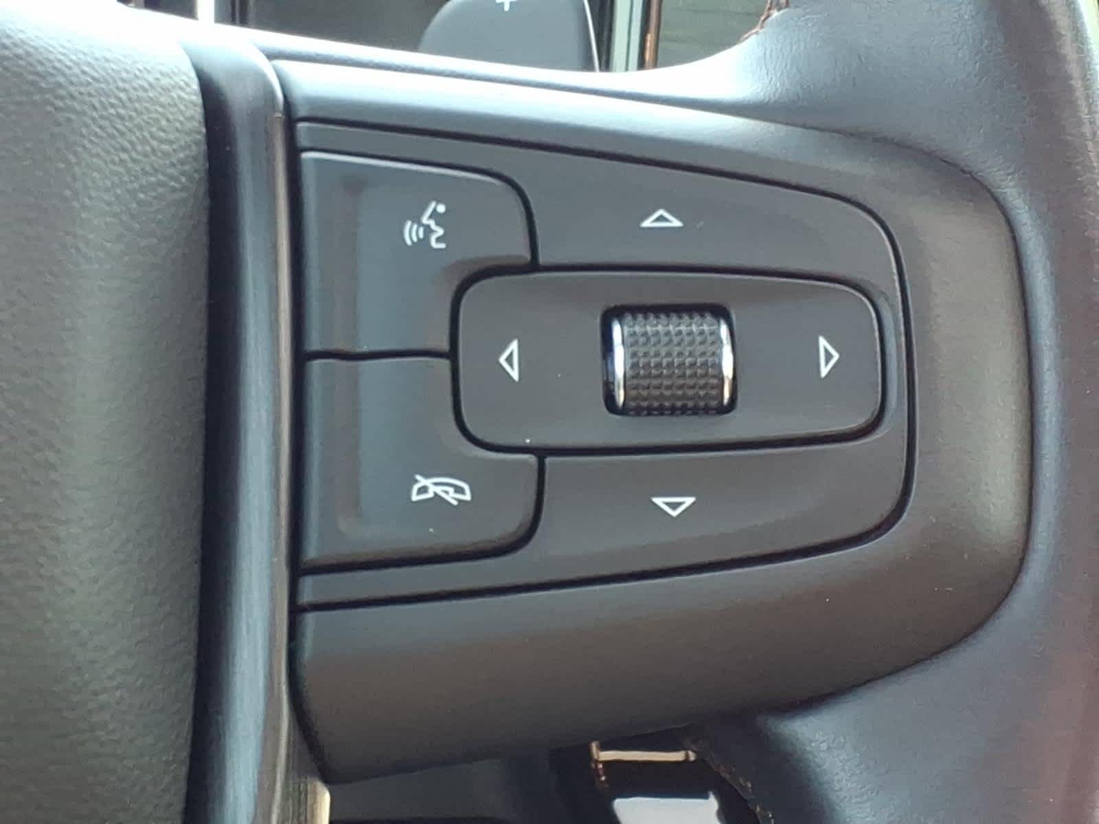 2023 GMC Sierra 1500 4WD Crew Cab Short Box AT4
