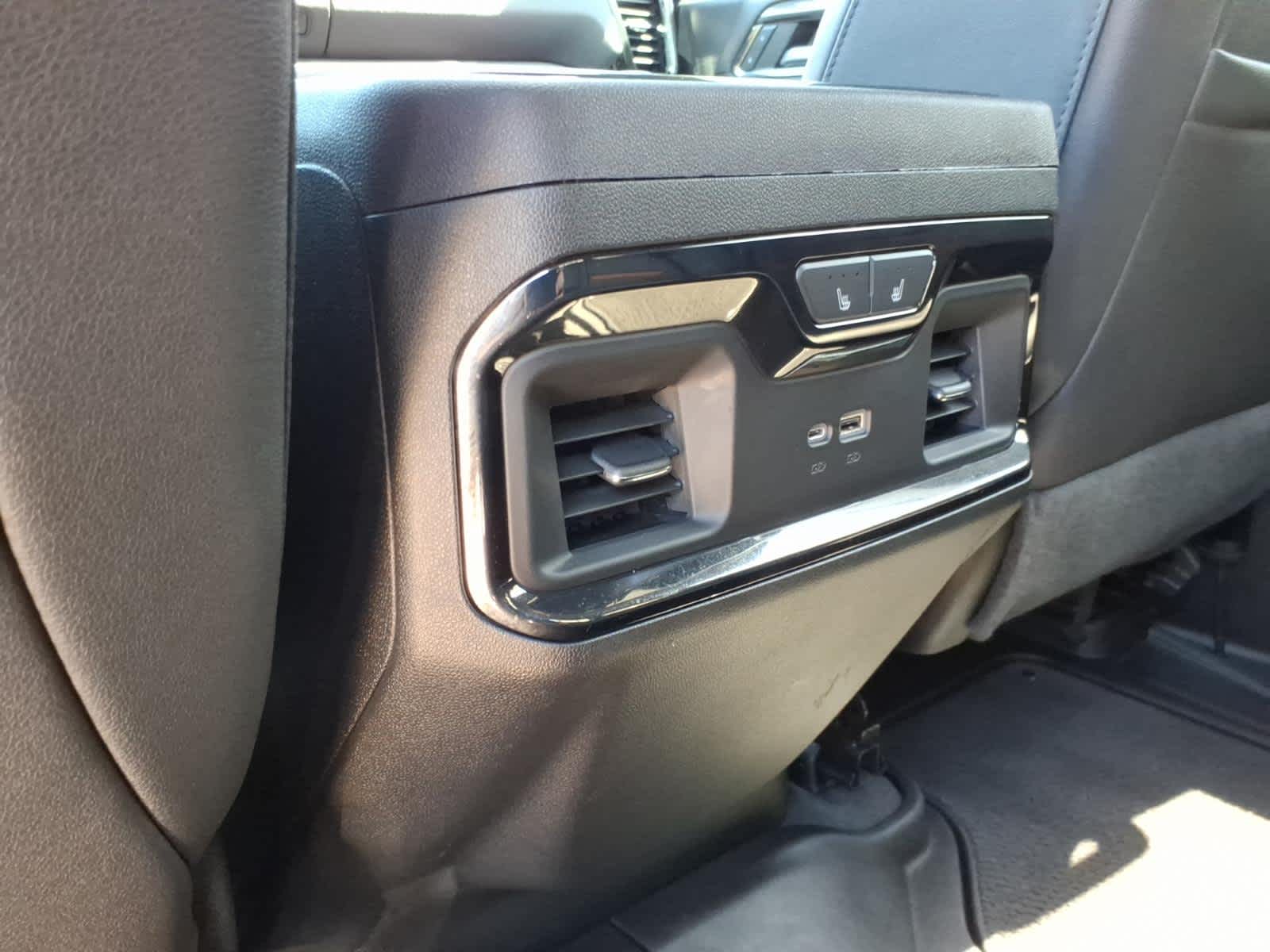 2023 GMC Sierra 1500 4WD Crew Cab Short Box AT4