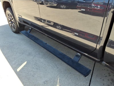 2023 GMC Sierra 1500 4WD Crew Cab Short Box AT4
