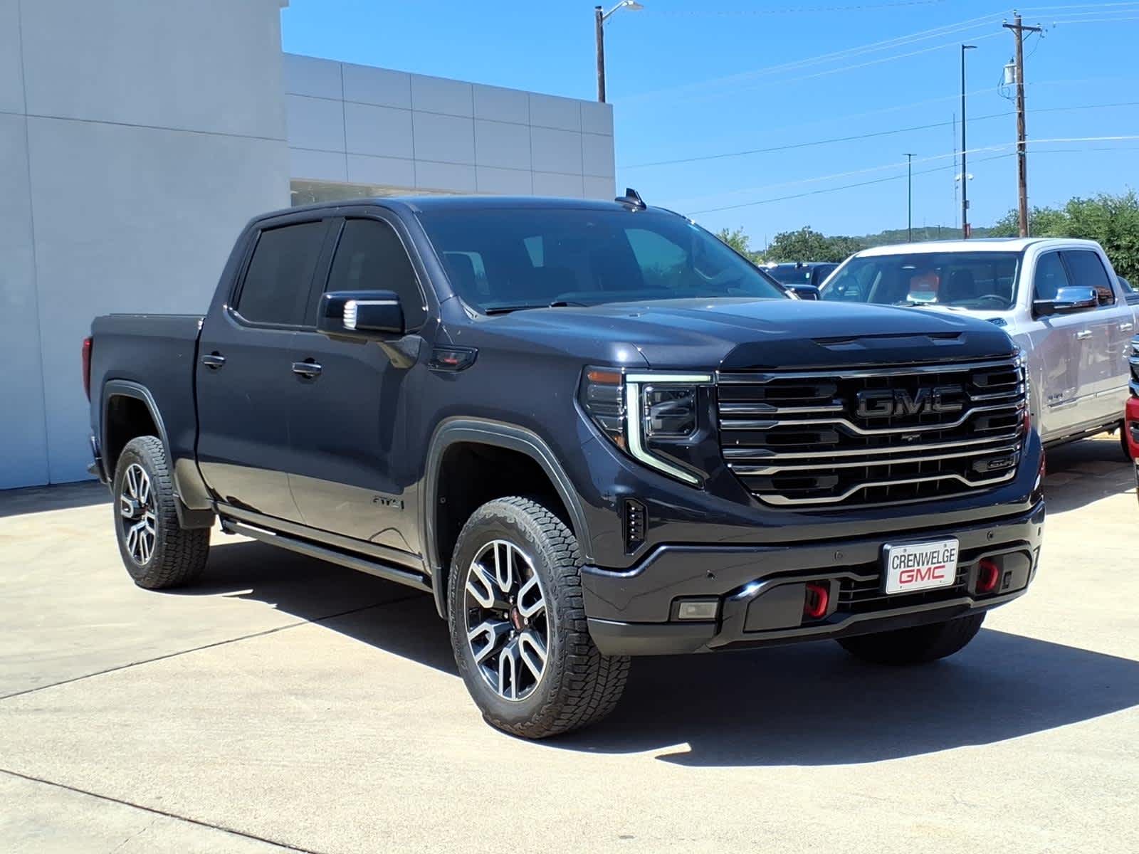 2023 GMC Sierra 1500 4WD Crew Cab Short Box AT4