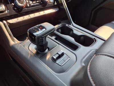 2024 GMC Sierra 1500 4WD Crew Cab Short Box AT4