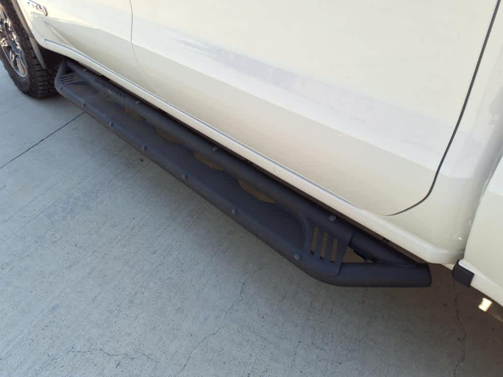 2024 GMC Sierra 1500 4WD Crew Cab Short Box AT4