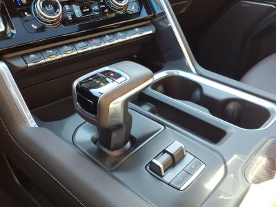 2023 GMC Sierra 1500 4WD Crew Cab Short Box Denali