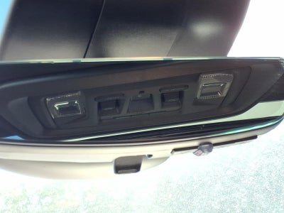 2023 GMC Sierra 1500 4WD Crew Cab Short Box Denali