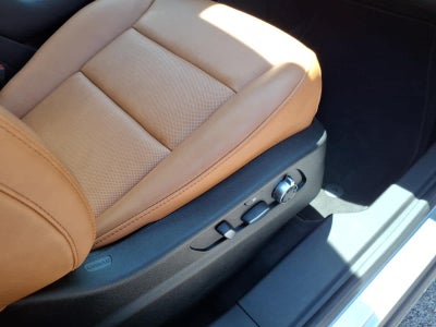 2024 Cadillac XT4 FWD Premium Luxury