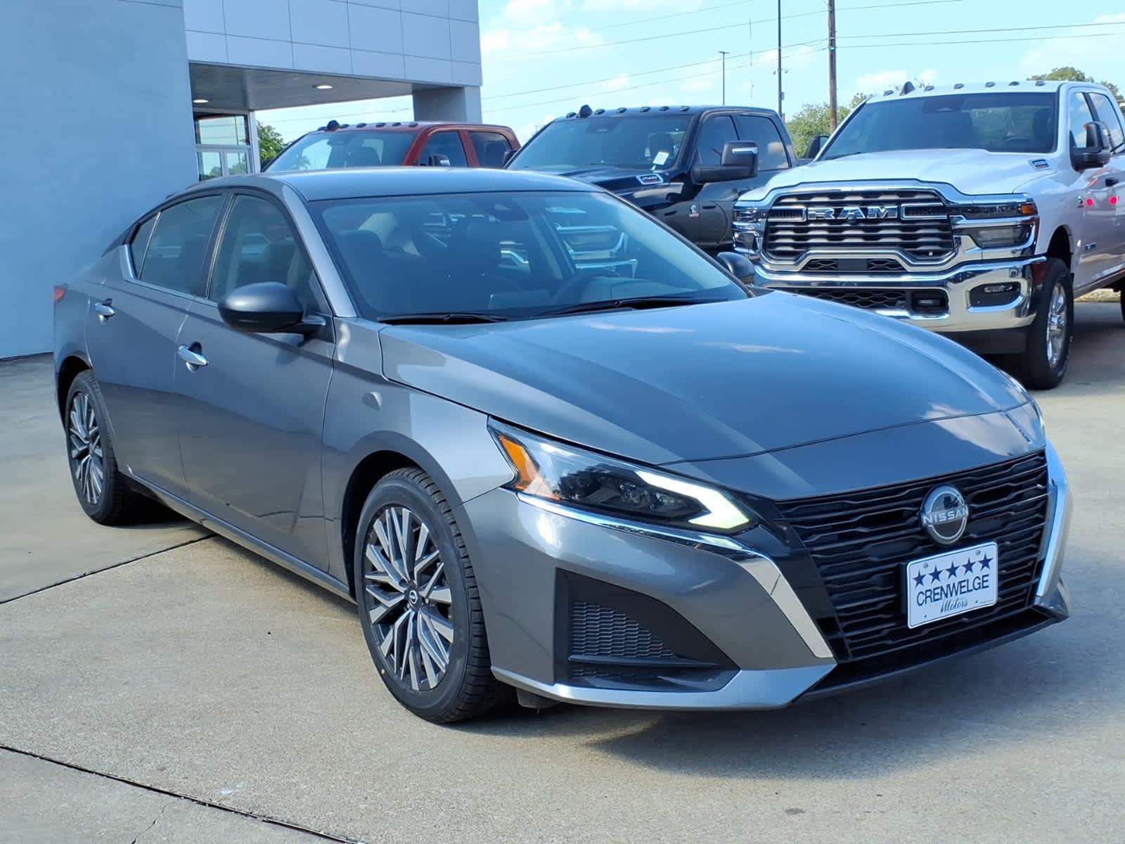 2025 Nissan Altima SV FWD