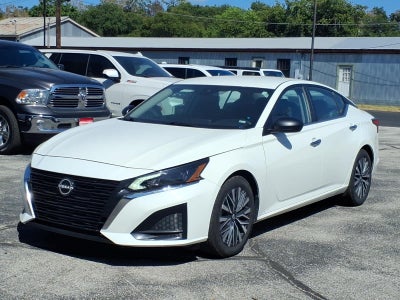 2025 Nissan Altima SV FWD