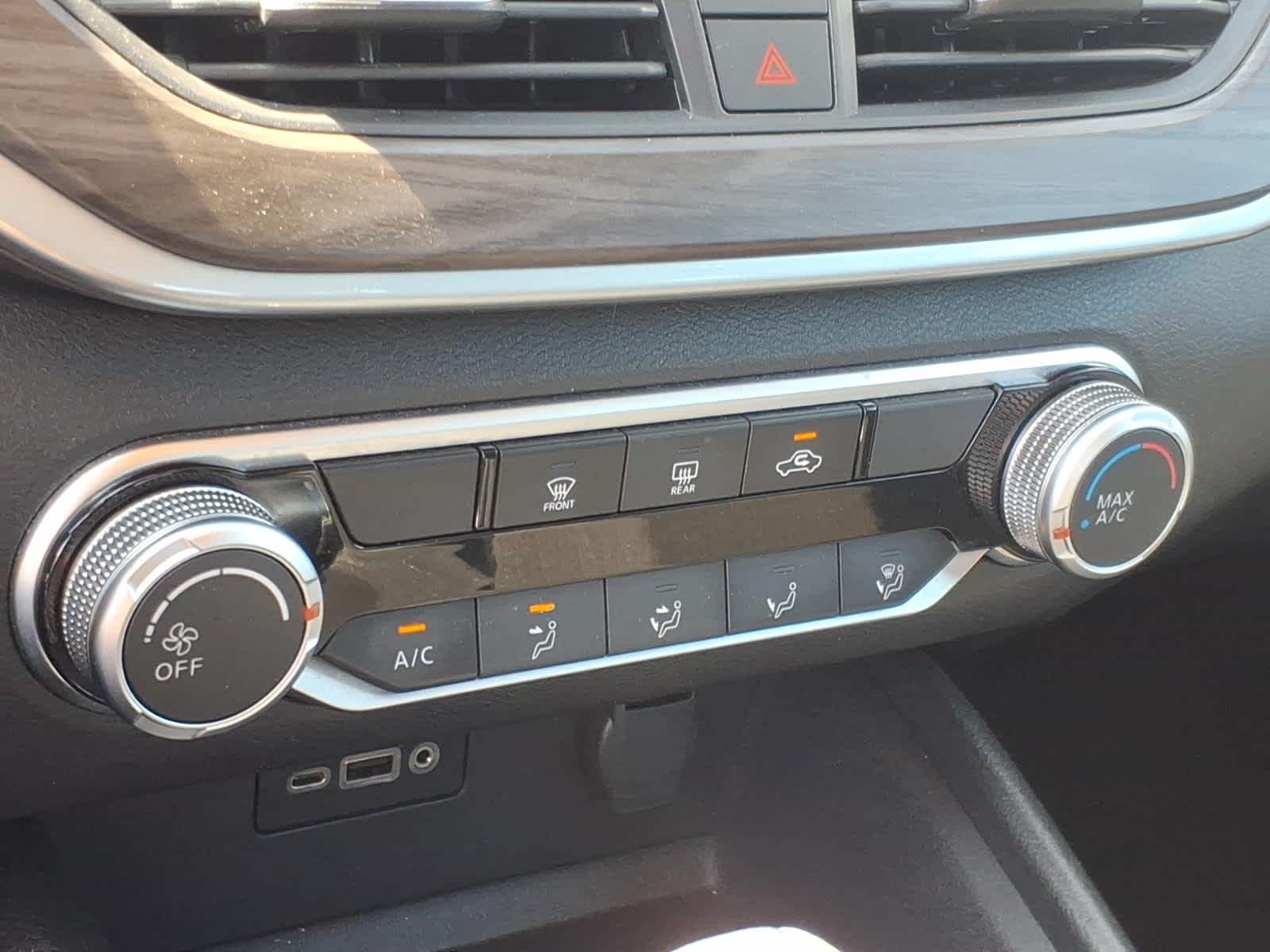 2025 Nissan Altima SV FWD