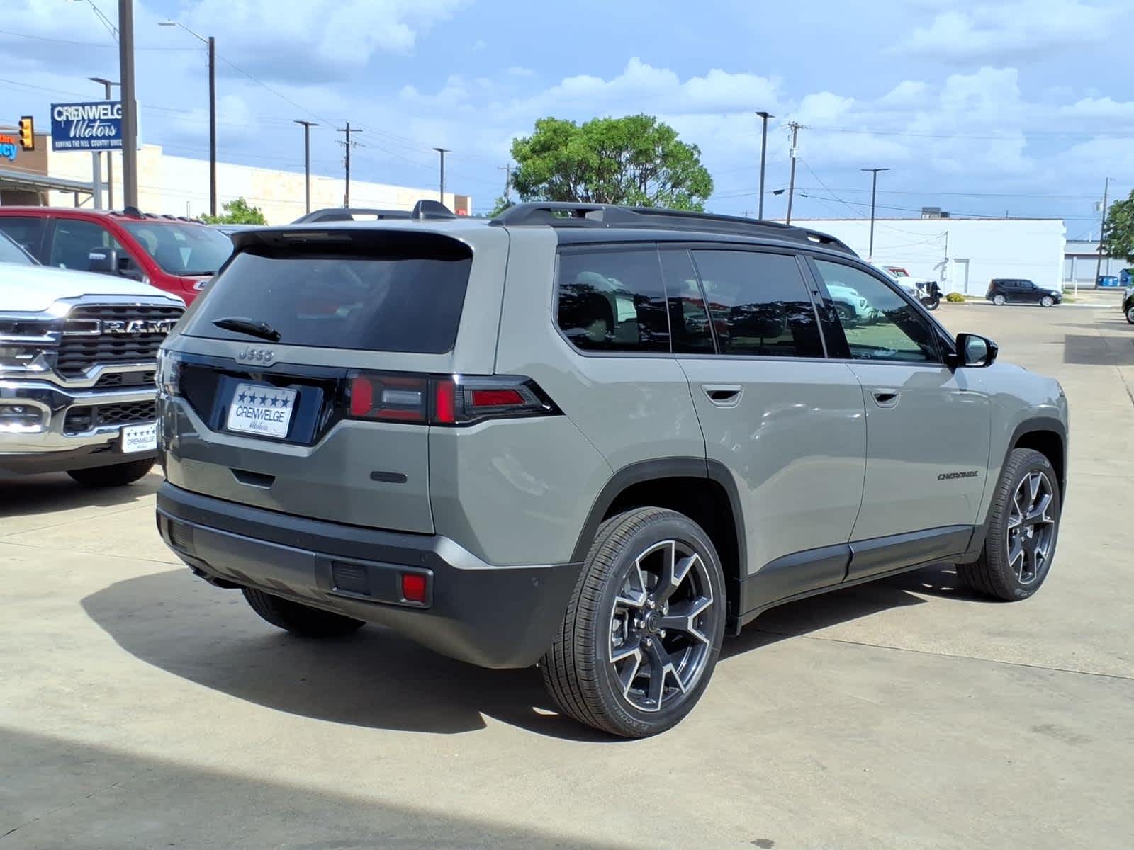 2026 Jeep Cherokee CHEROKEE OVERLAND 4X4