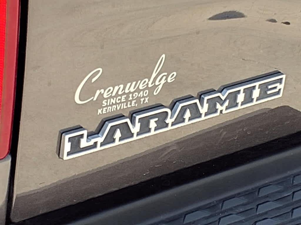 2022 RAM 3500 Laramie Crew Cab 4x4 8' Box