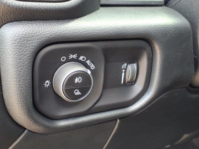 2026 RAM Ram 2500 RAM 2500 BLACK EXPRESS CREW CAB 4X4 6'4' BOX