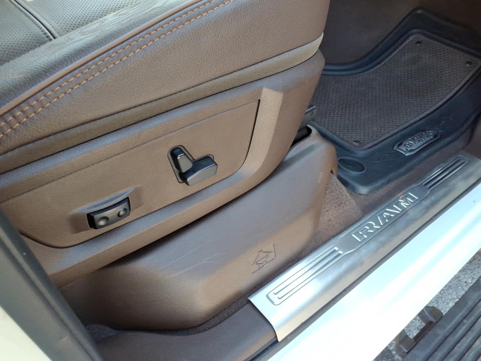 2025 RAM 2500 Limited Longhorn Crew Cab 4x4 6'4' Box