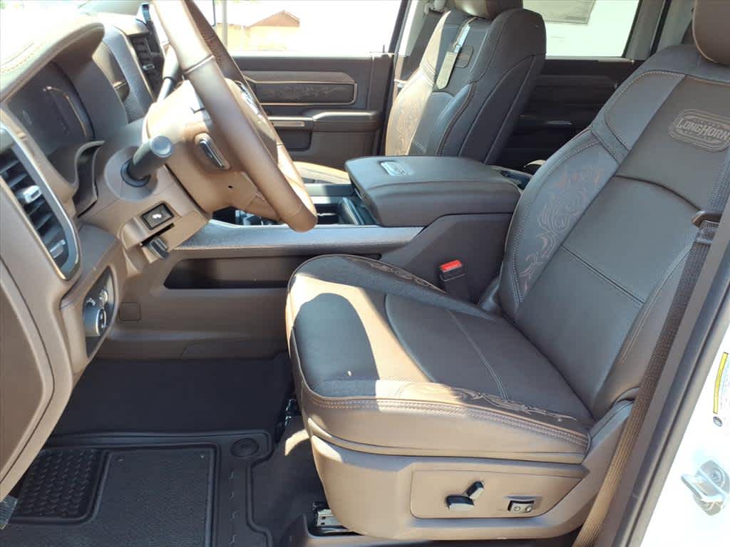 2026 RAM Ram 3500 RAM 3500 LIMITED LONGHORN CREW CAB 4X4 8' BOX