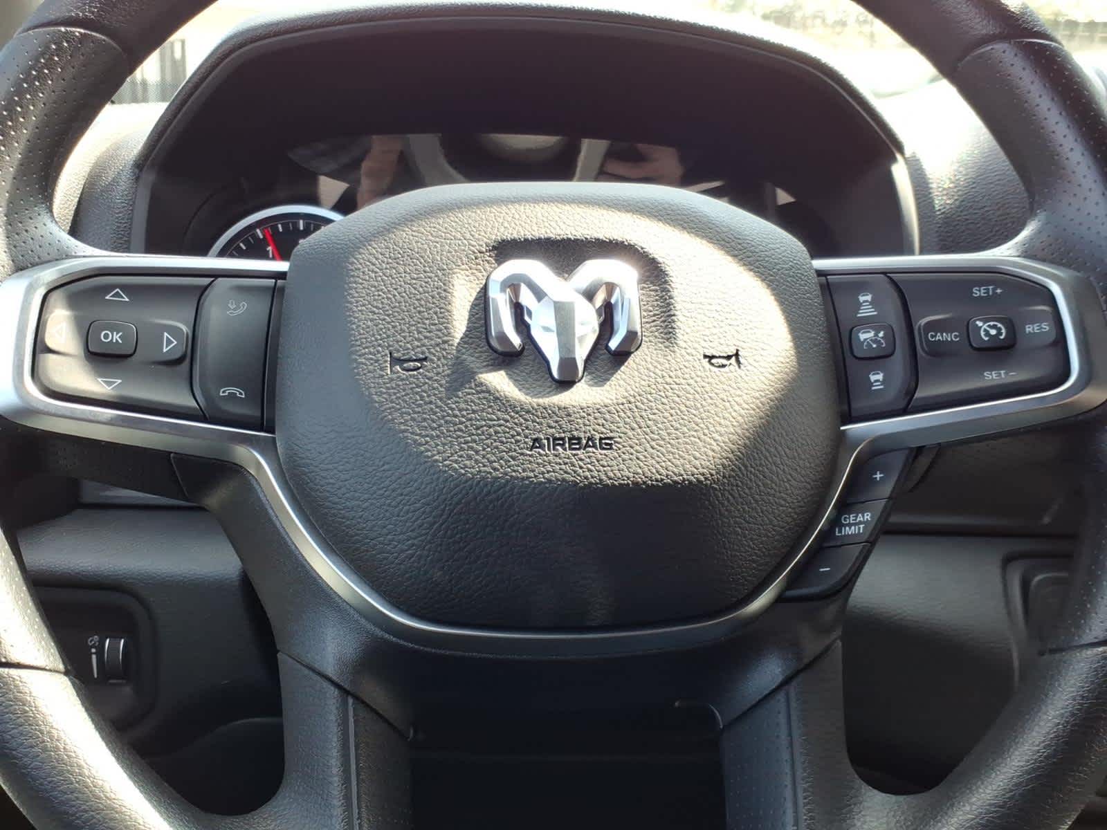 2026 RAM Ram 2500 RAM 2500 TRADESMAN CREW CAB 4X4 6'4' BOX