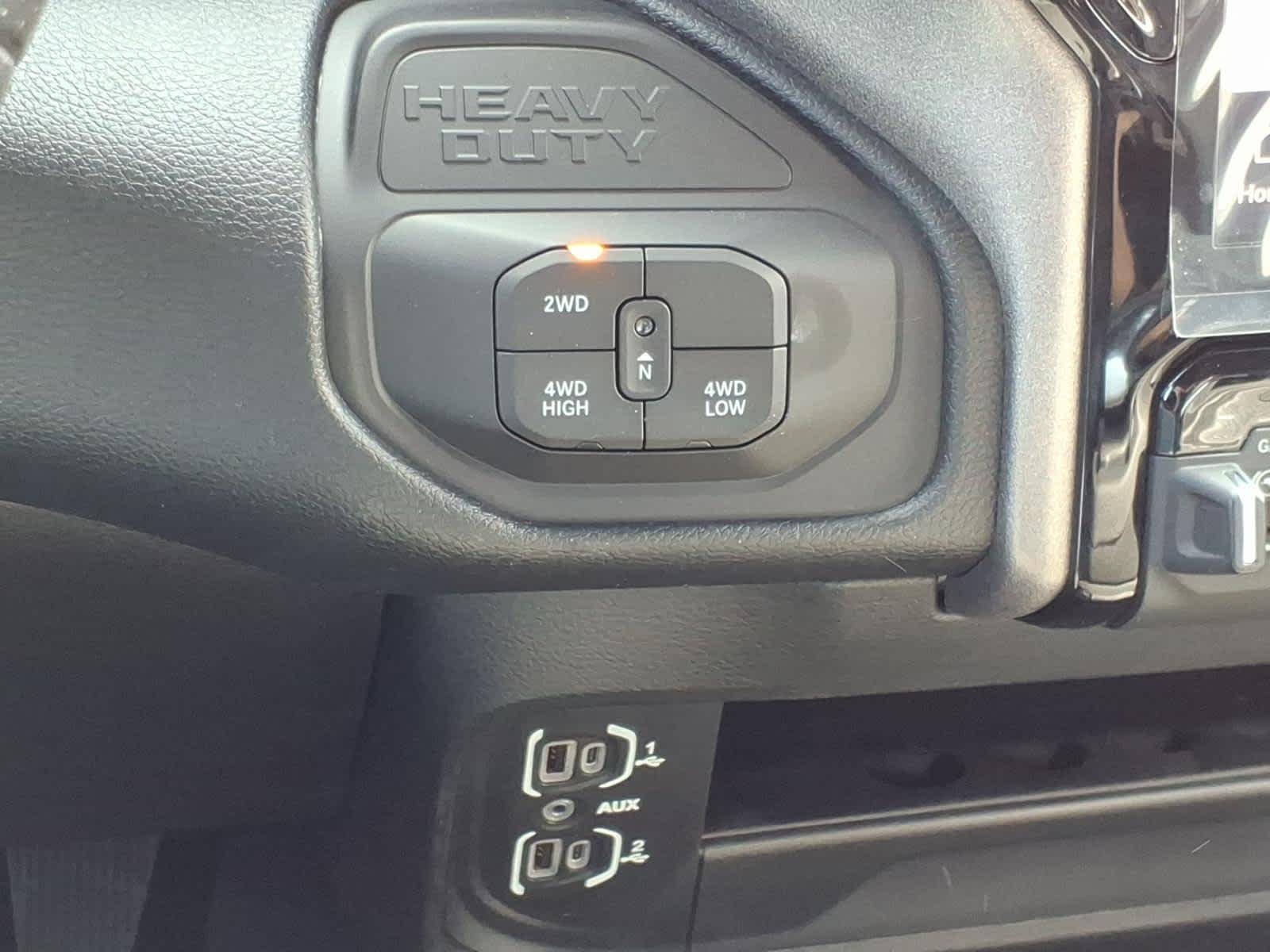 2026 RAM Ram 2500 RAM 2500 TRADESMAN CREW CAB 4X4 6'4' BOX