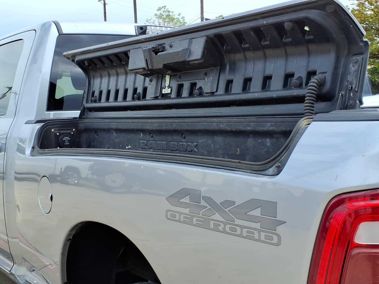 2020 RAM 2500 Lone Star Crew Cab 4x4 6'4' Box